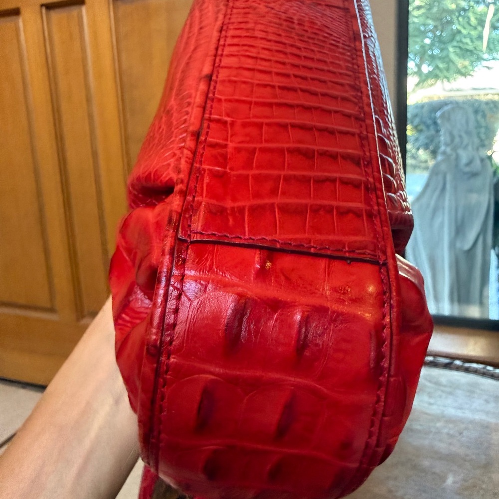 Brahmin Red Croc-Embossed Leather Shoulder Bag with Gold-Tone Clasp - Picture 7 of 10